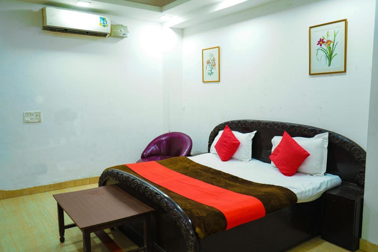 Premium Villa - Lajpat Nagar Neu-Delhi Exterior foto